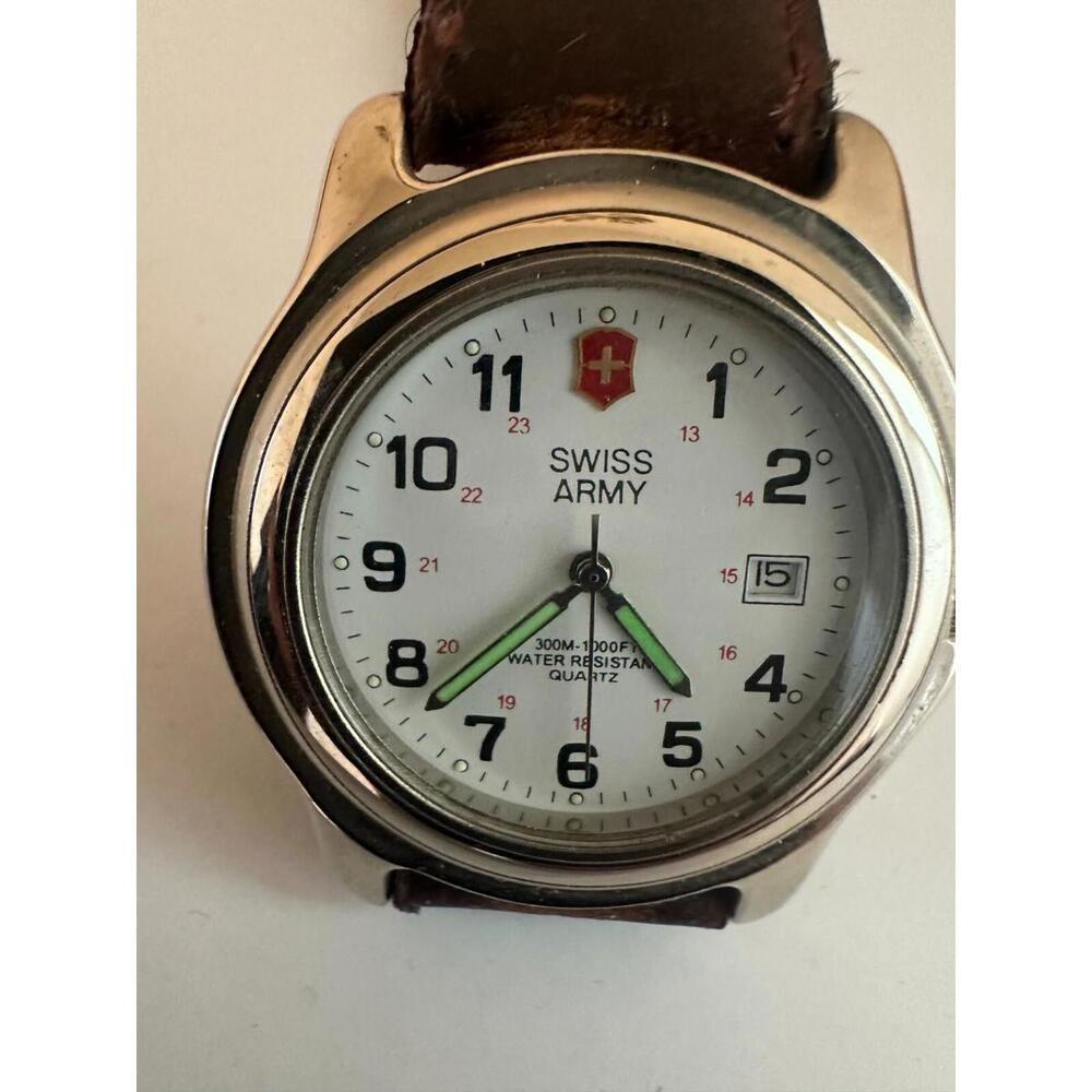 Swiss Army Quartz Watch 300m  Water Resistant 3888